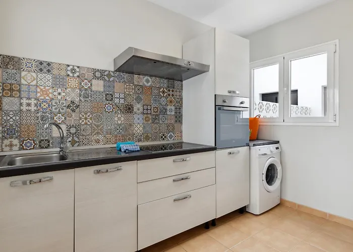 Views Ii By Escape * Famara